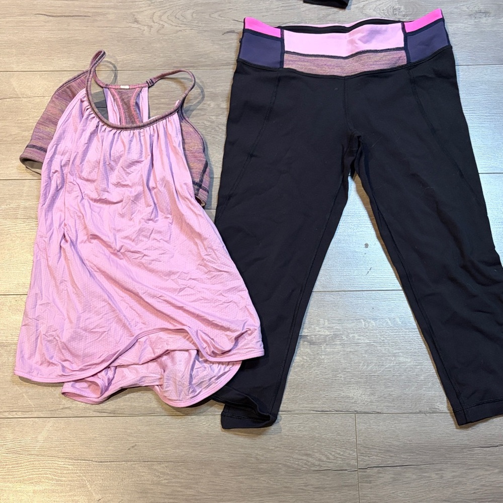 lululemon athletica Women's Black Yoga Leggings & Pink Tank Set - Picture 2 of 4